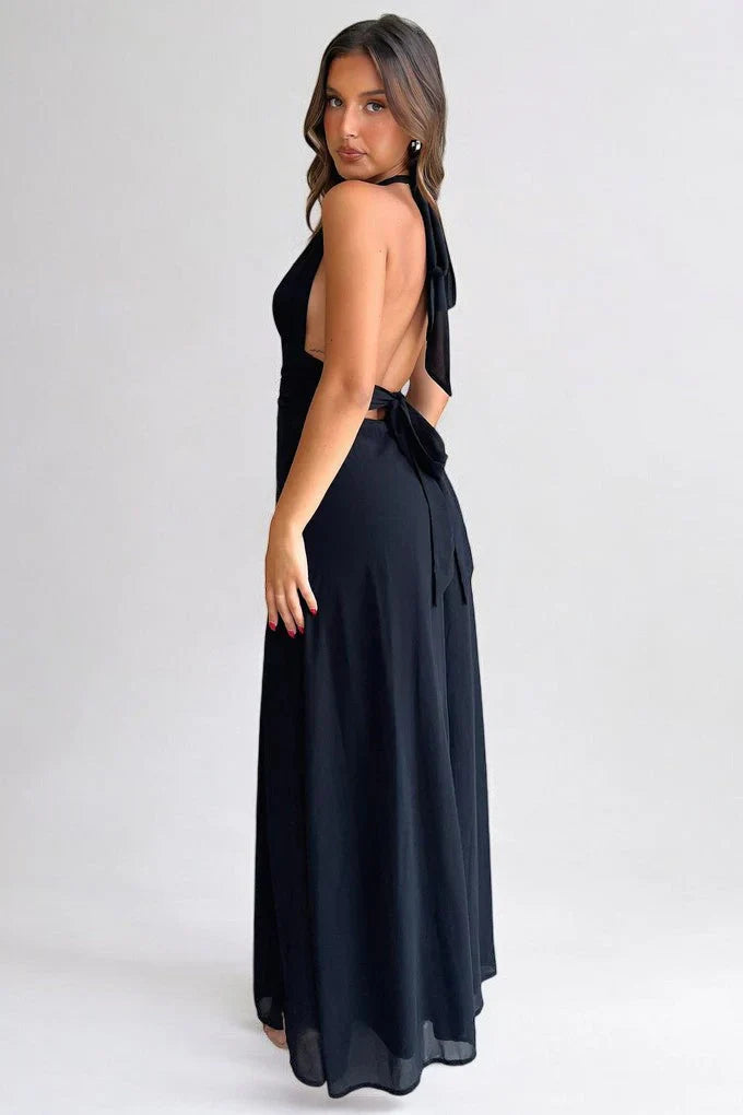 MARTA - Elegante vestido largo con escote halter y abertura alta