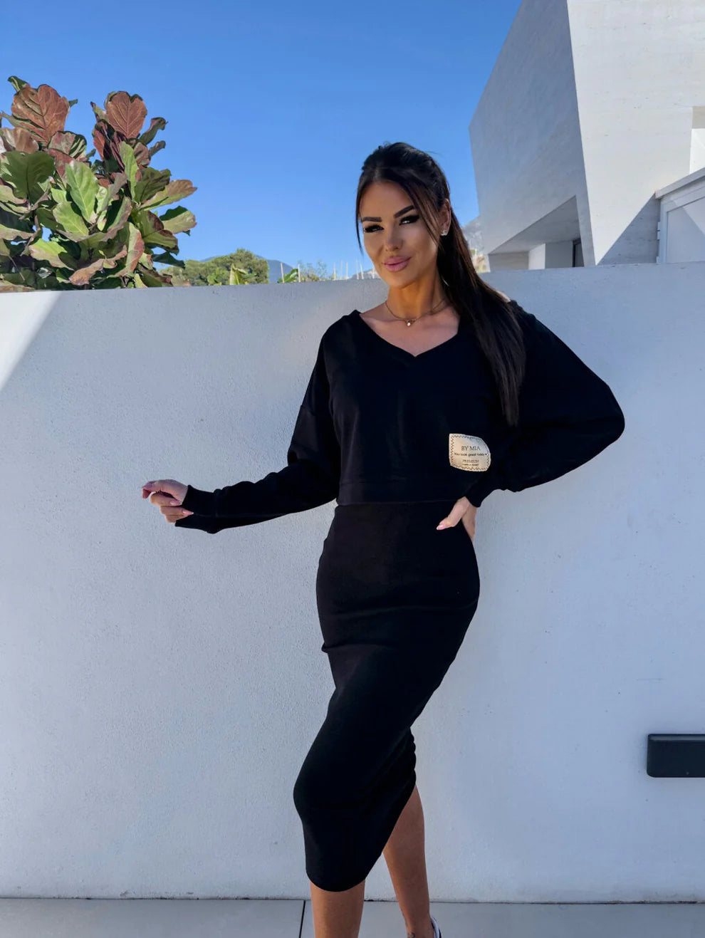 SARA - Elegante conjunto de dos piezas con top corto y falda midi acanalada